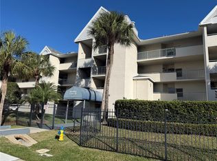 5557 Sea Forest Dr APT 212, New Port Richey, FL 34652