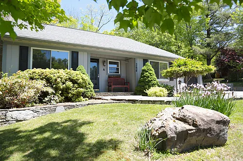 366 Dove Cir Photo 1