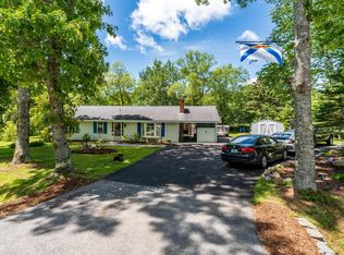 87 Prince St, Chester, NS B0J 1J0