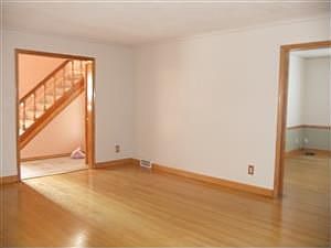 2nd image of 19203 Pinehurst St