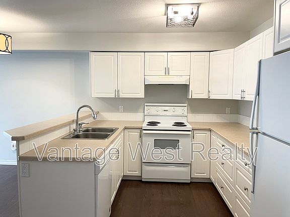 3rd image of 2425 Mount Baldy Dr Unit 209