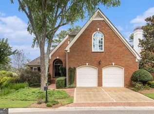 6300 Brookside Pl, Roswell, GA 30076