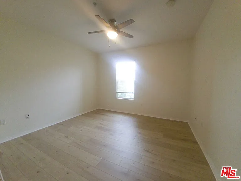 6020 Seabluff Dr #302 — Photo 17