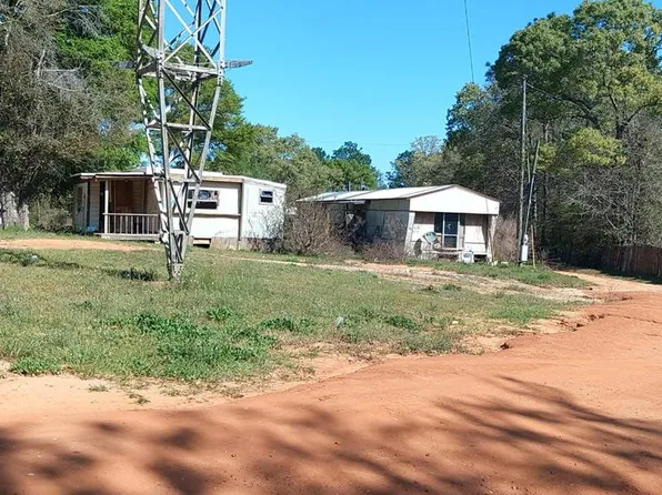 680 Pine Acres Dr, Newton, AL 36352