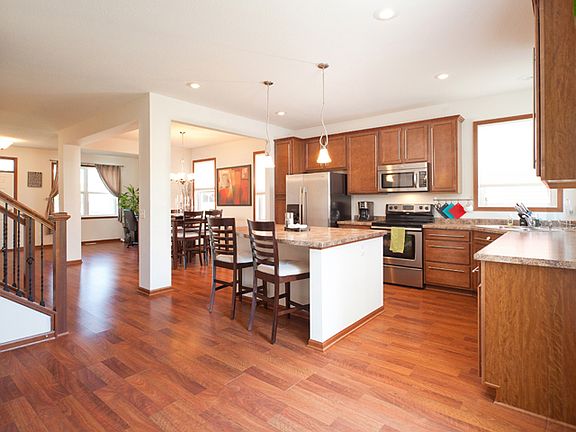 2nd image of 1703 Basswood Ct