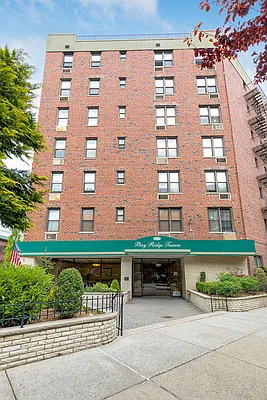 Sold by Compass | media 20