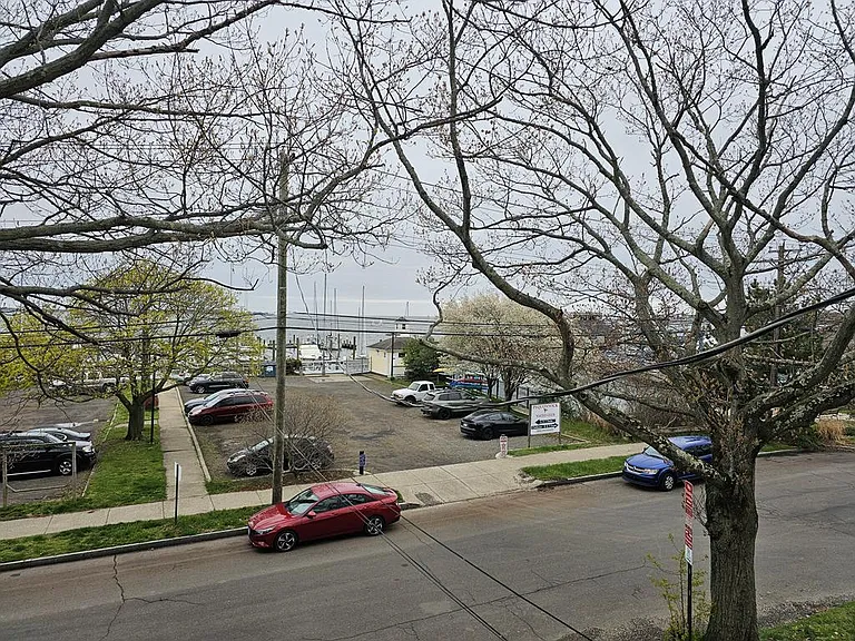 19 Howard Ave #2 — Photo 22