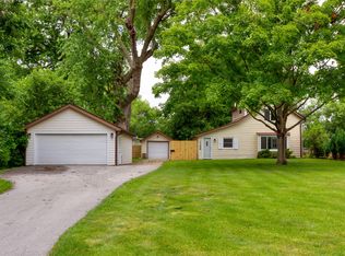 1144 57th St, Des Moines, IA 50311