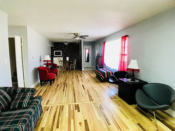 4th image of 1919 Bond Cir