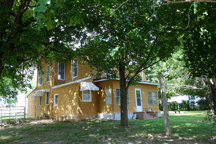 300 E Fast Ave photo 1