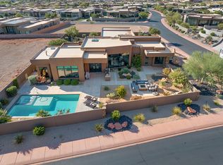 360 N Sandstone Wash Dr, Ivins, UT 84738