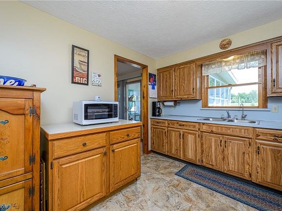 4th image of 5173 Waterloo Rd