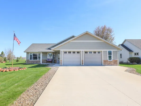 635 Dewberry Ln, Alexandria, MN 56308
