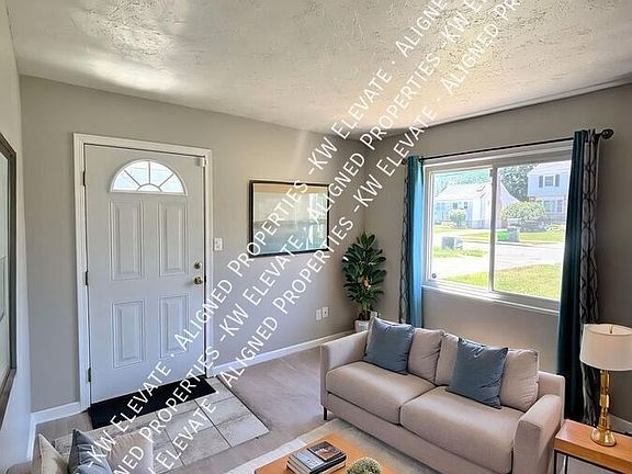 5th image of 1179 Elmwood Rd
