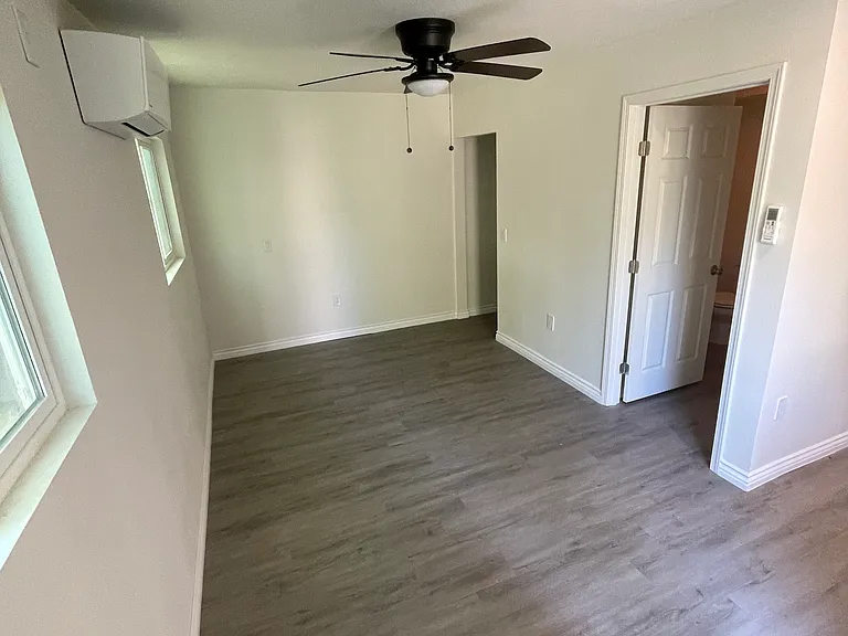 3713 Cudahy St #1/2 — Photo 1
