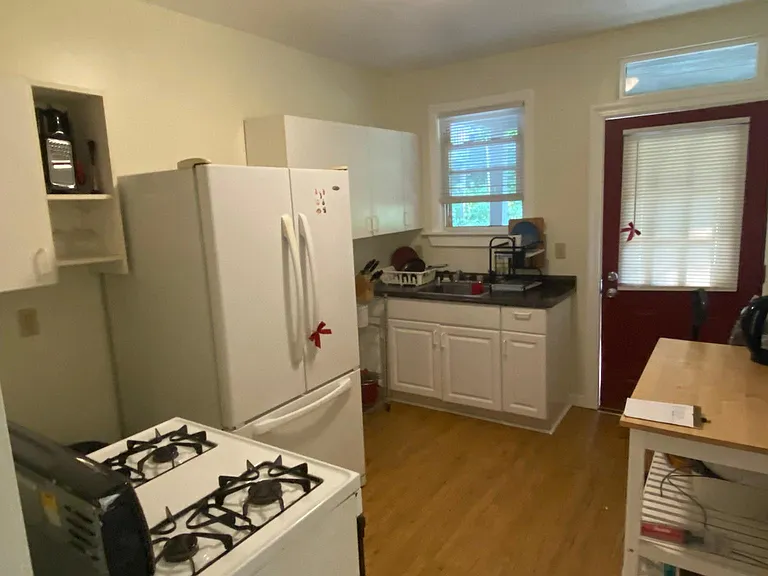 29 Maplewood St #1 — Photo 6