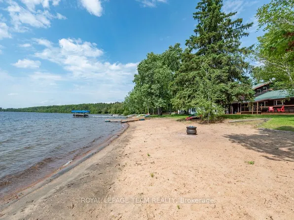 42165 Combermere Rd, Madawaska Valley, ON K0J 1B0
