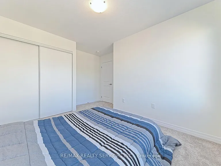 15 Blacklock St #19 — Photo 29