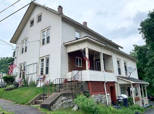 282-286 Houghton St, North Adams, MA 01247