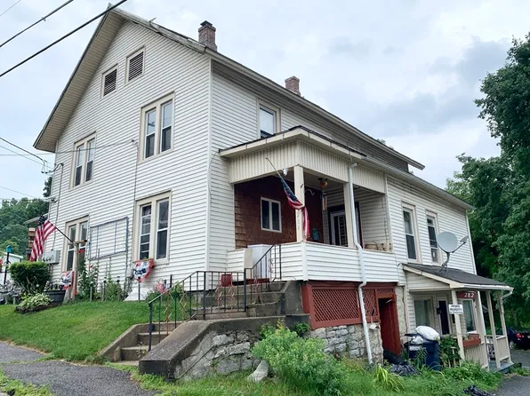282-286 Houghton St, North Adams, MA 01247
