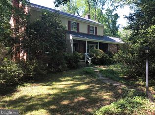 10818 Hunter Station Rd, Vienna, VA 22181