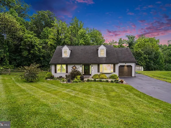 820 Kiamensi Rd, Wilmington, DE 19804