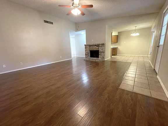 4th image of 4044 Pepperwood Dr