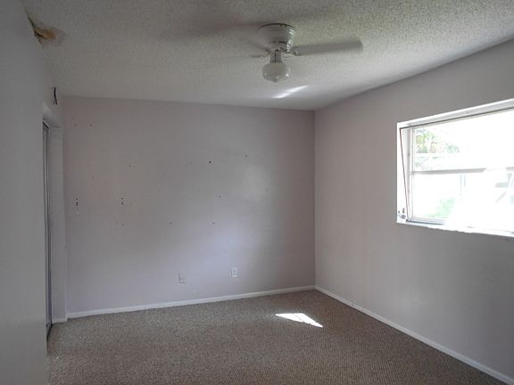 4th image of 8114 NW 92nd Ter