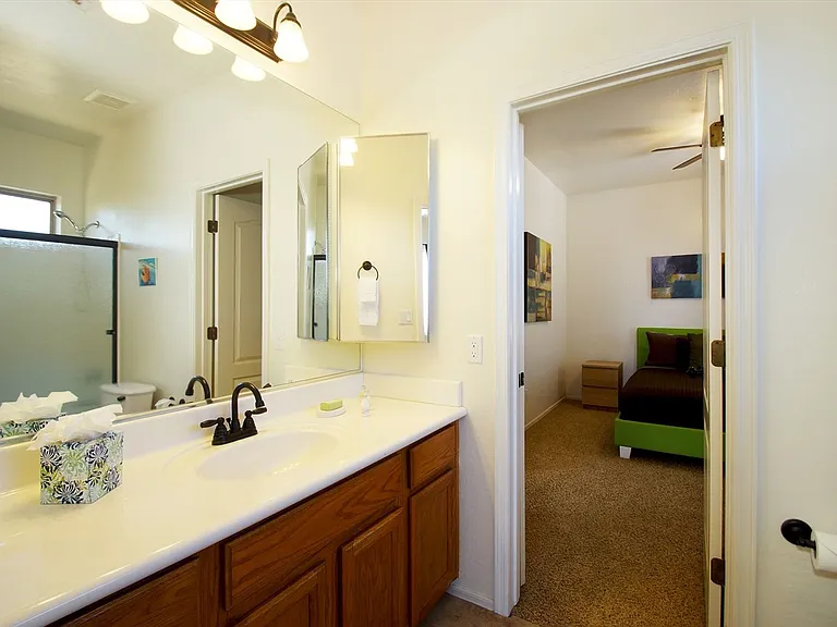239 W Desert Ave — Photo 25