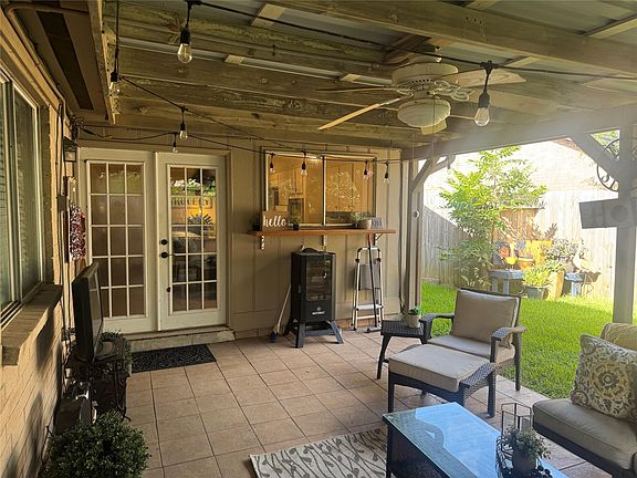 5th image of 3127 Pecan Point Dr