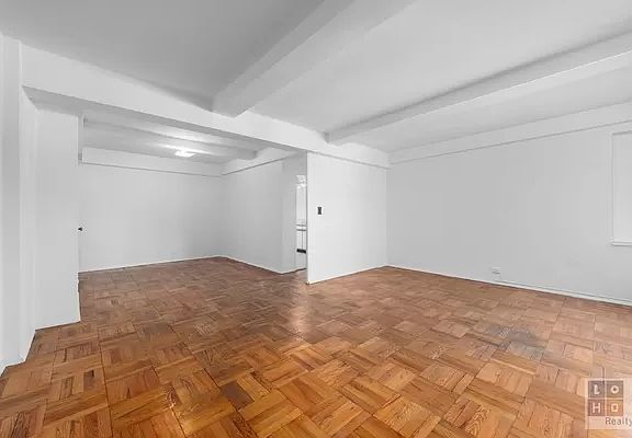 3rd image of 530 Grand St APT D6f