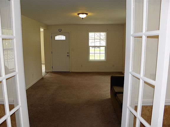 4th image of 5040 Fairground Ave