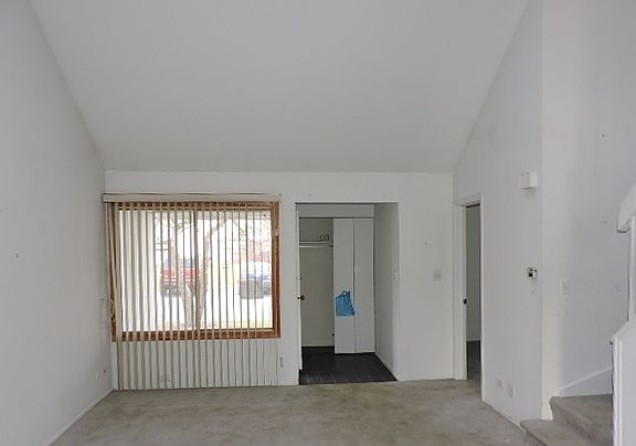 4th image of 1517 E Silver Strand Cir