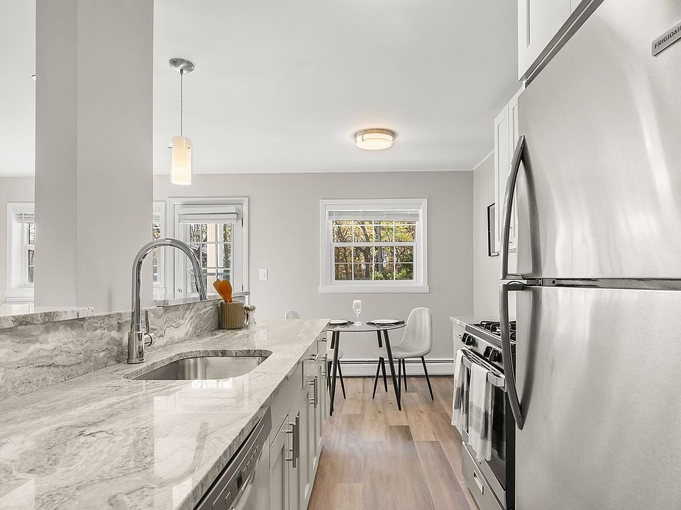 Brand new renovated kitchen