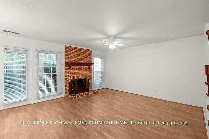 9451 Kings Falls Dr — Photo 20