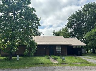 119 S Arkansas St, Caddo, OK 74729