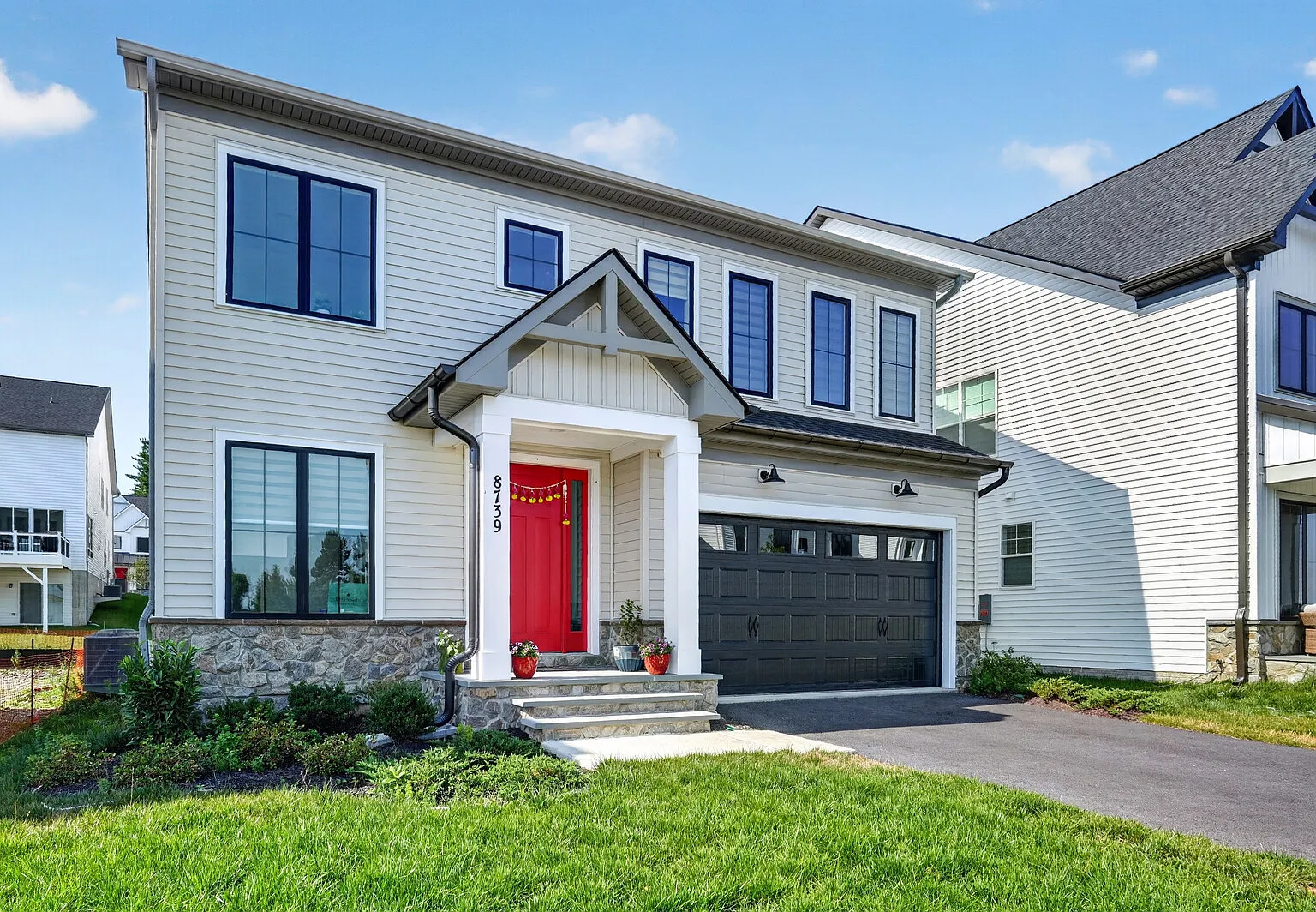 5 bed, 3.5 bath, 3272 sqft, $3,975 — Photo 1