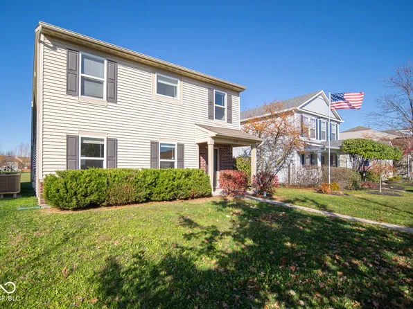 2132 Cedarmill Dr, Franklin, IN 46131
