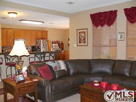 5th image of 2077 Fair Oaks Cir