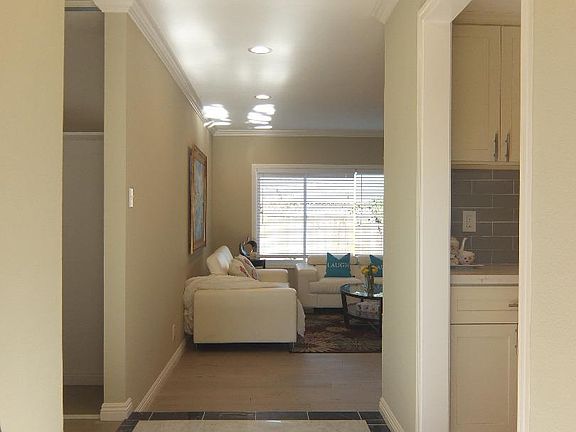 4th image of 2476 New Jersey Ave