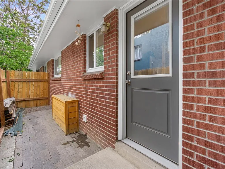 3246 N Columbine St — Photo 25
