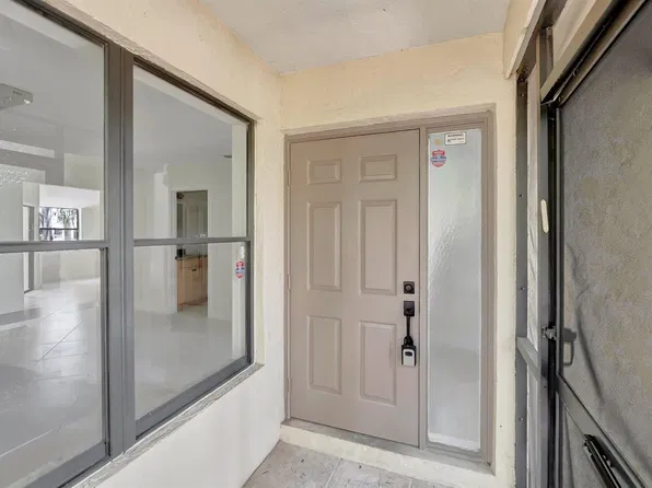 9258 Ketay Cir, Boca Raton, FL 33428