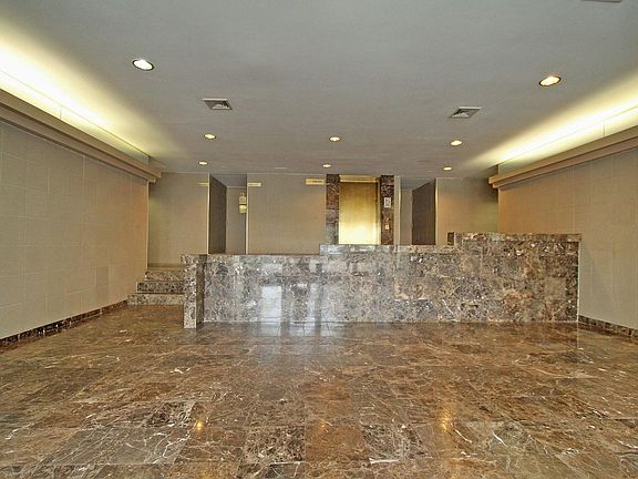 2nd image of 121 Wellington Ct APT 3J
