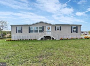 2 Goldcrest Cir, Gettysburg, PA 17325