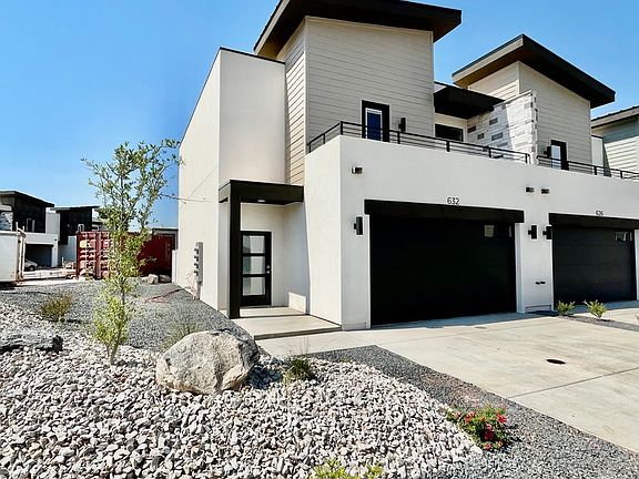 2nd image of 632 E Elmbrook Dr