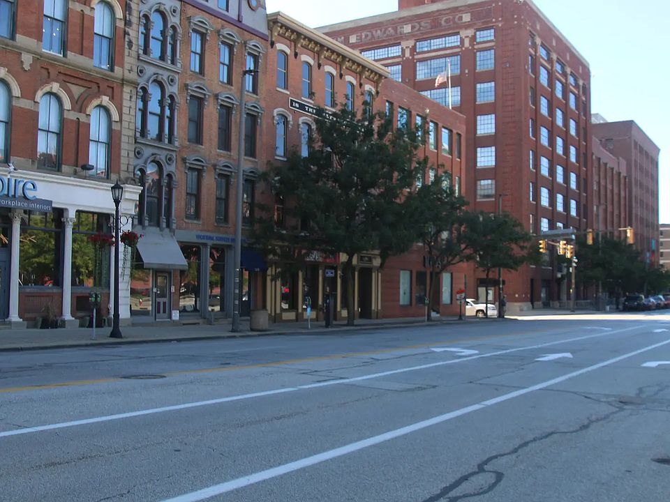 1st image of 1360 W 9th St Suite 330