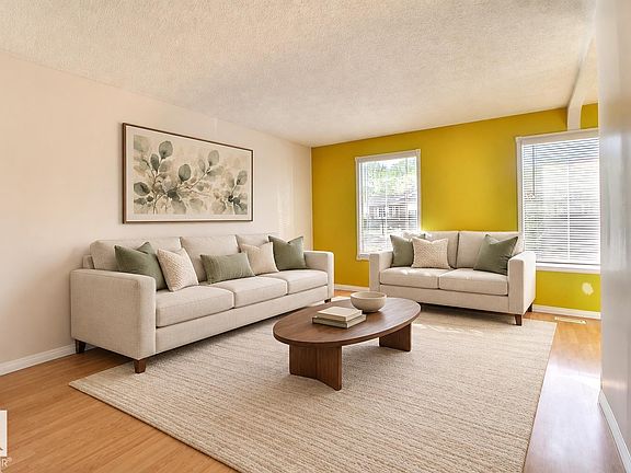 5th image of 85 Woodbine Rd
