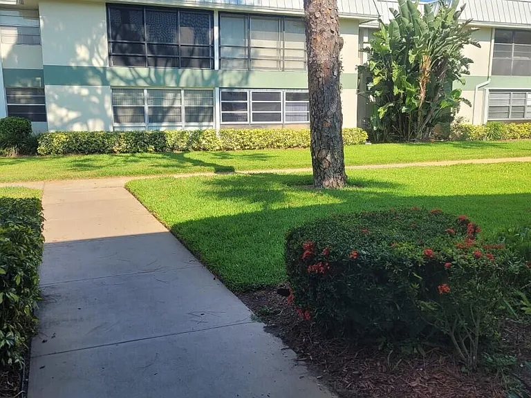 2302 Sunrise Blvd #201 — Photo 9