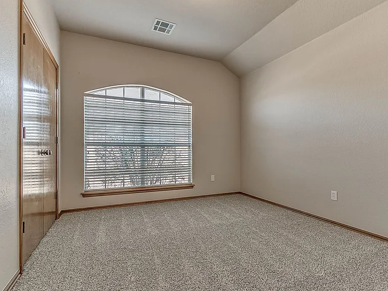 2224 NW 157th Ter — Photo 44