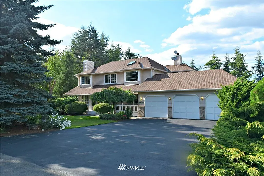 4 bed, 2650 sqft, $5,000 — Photo 1